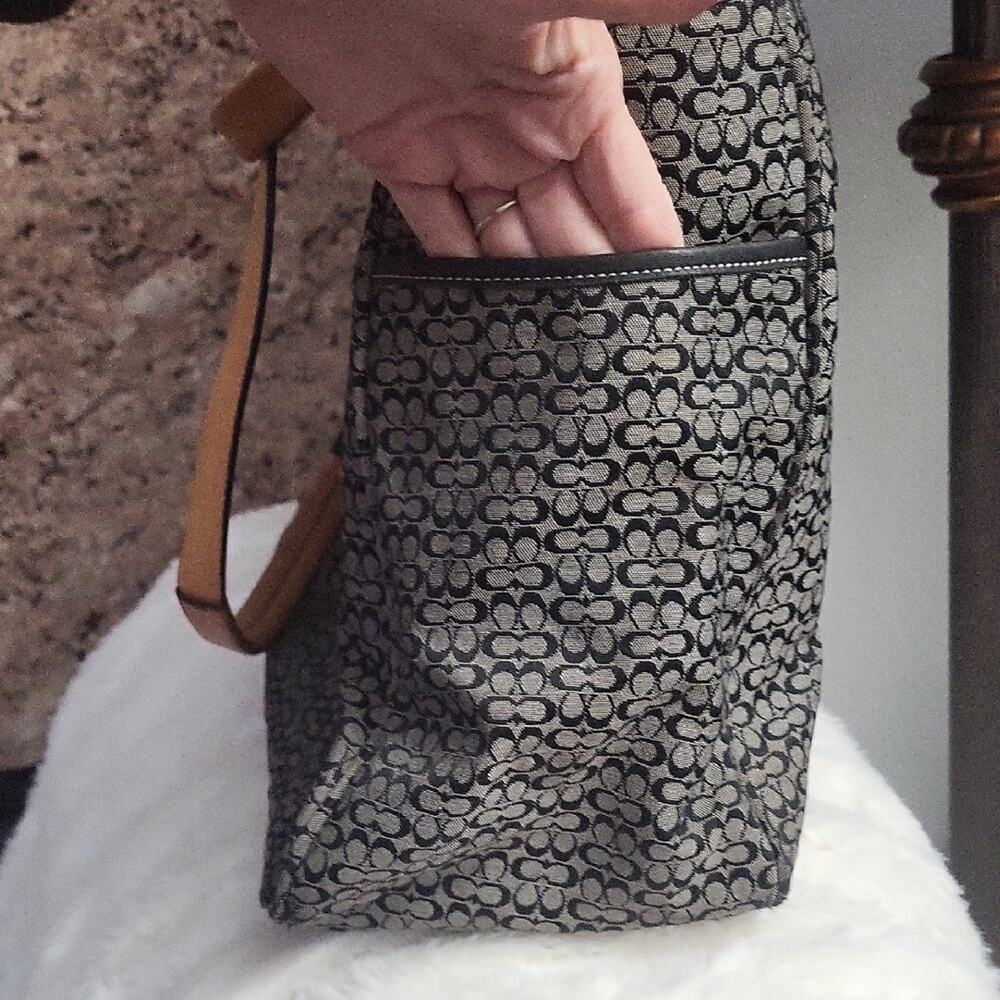 Coach Black and Gray Signature Diaper Bag 5707 Y2K Tote Shoulder Bag - Picture 14 of 16